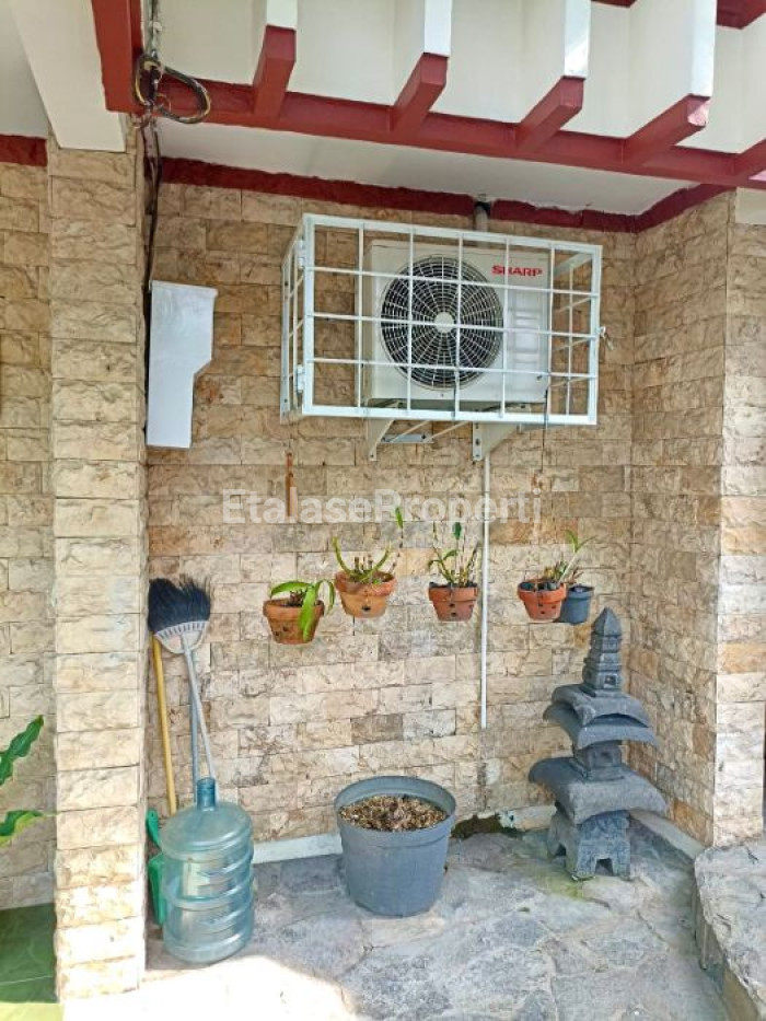Foto properti *Dijual Rumah Pondok Tjandra, Jl Duku* 3