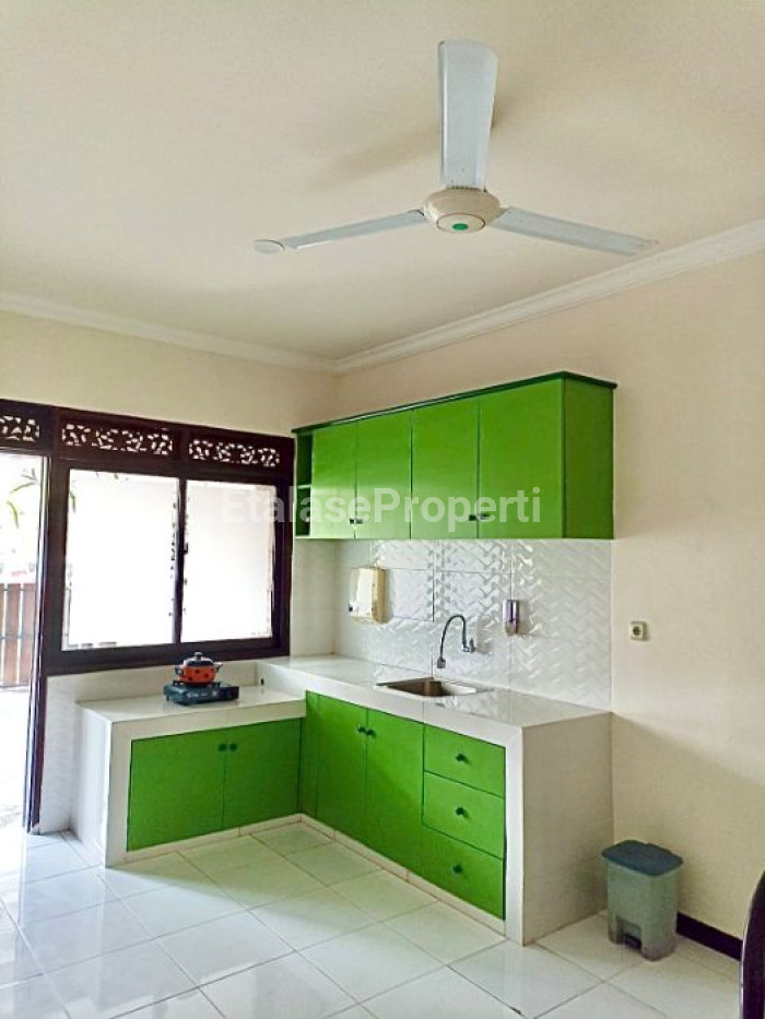 Foto properti *Dijual Rumah Pondok Tjandra, Jl Duku* 8
