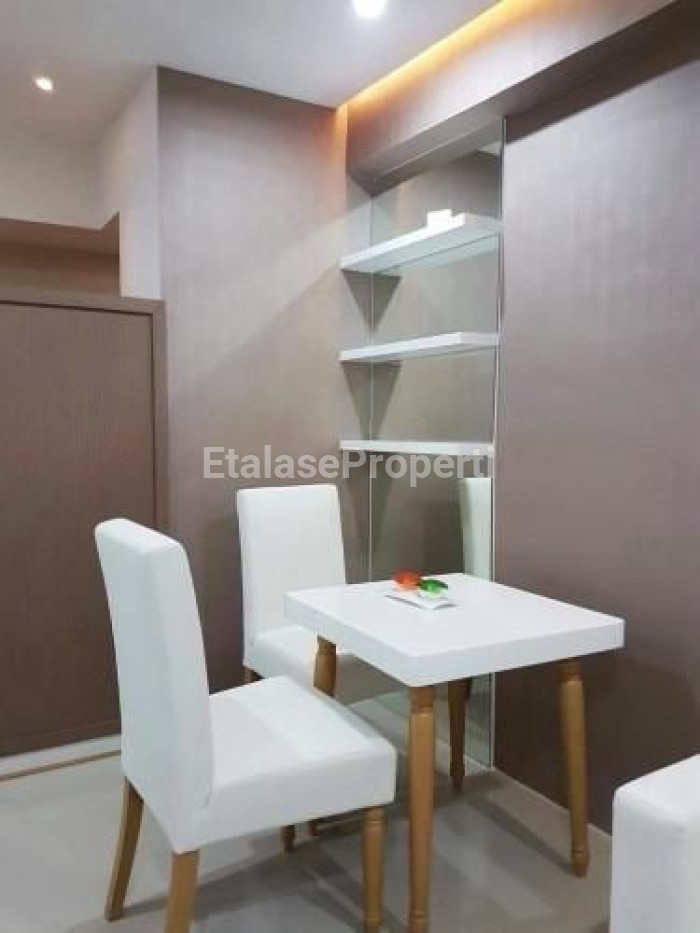 Foto properti Premium Furnished! Apartemen Tanglin 2 Bedroom Jadi 1 Lantai 12 2