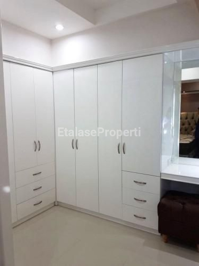 Foto properti Premium Furnished! Apartemen Tanglin 2 Bedroom Jadi 1 Lantai 12 5