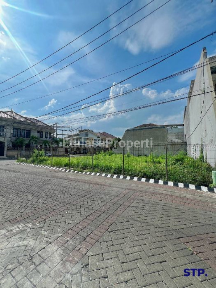 Foto properti 2 Unit - Tanah Kavling Hoek Siap Bangun Dharmahusada Mas 4
