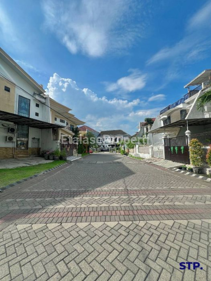 Foto properti 2 Unit - Tanah Kavling Hoek Siap Bangun Dharmahusada Mas 5