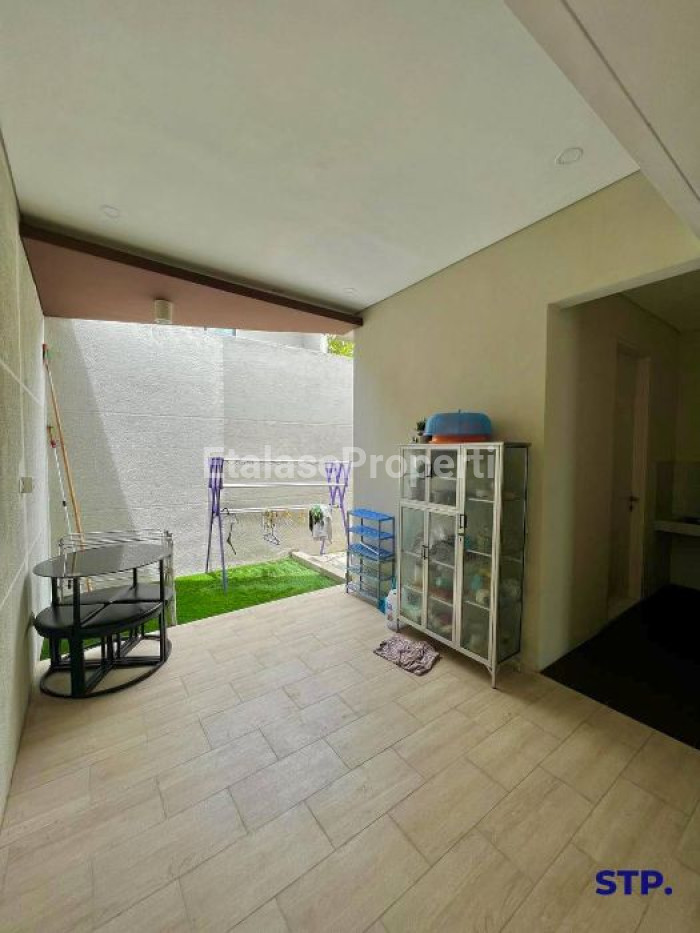 Foto properti Jual Cepat - Rumah Northwest Hill Citraland Semi Furnished 6