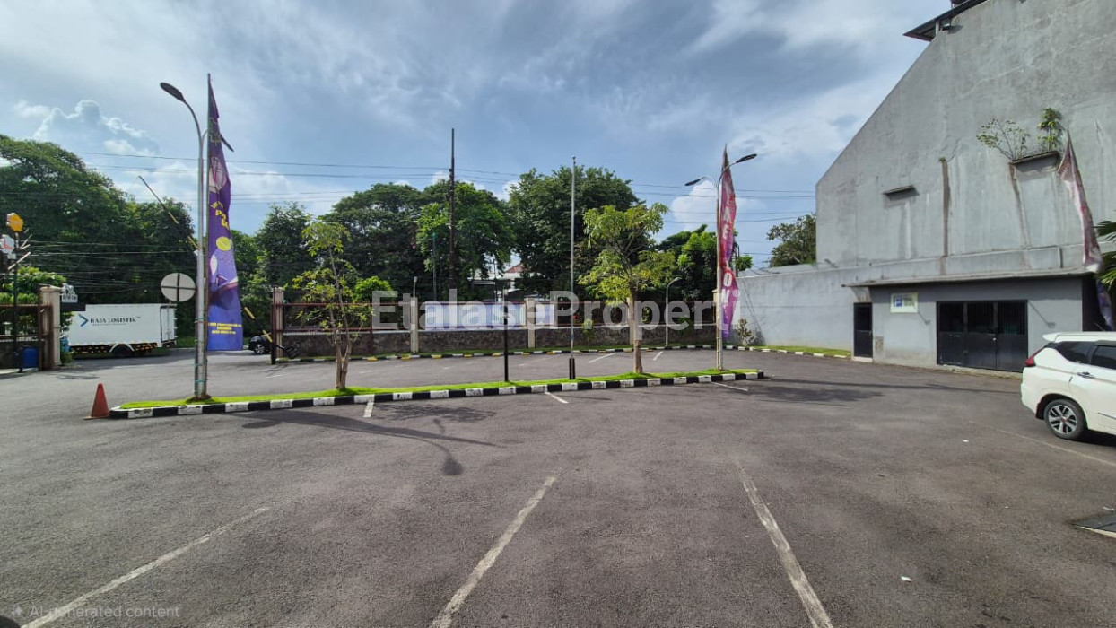 Foto properti Disewakan Tempat Usaha Untuk Cafe Di Raya Jemursari 3