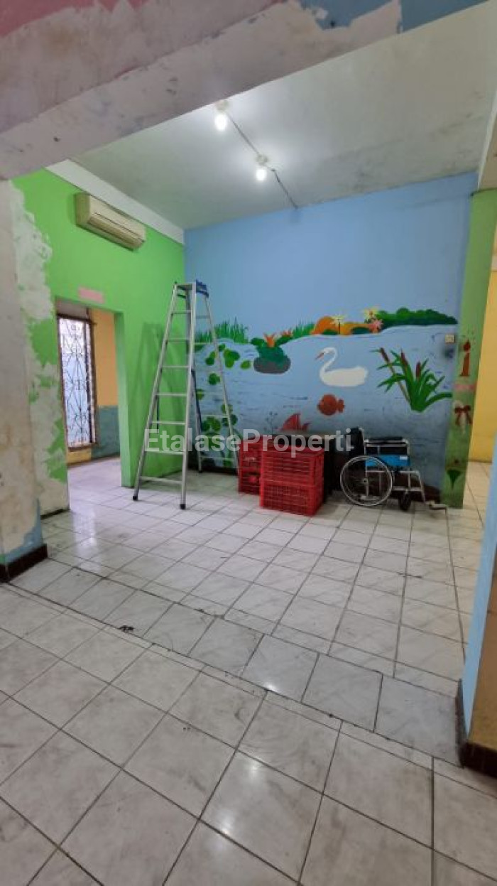 Foto properti Dijual Rumah Di Darmo Indah Selatan 4