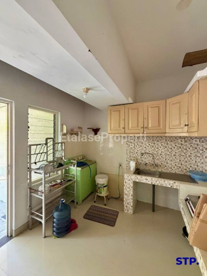 Foto properti Jual Rumah Hoek Siap Huni Di Wisma Mukti Klampis Semolo 4