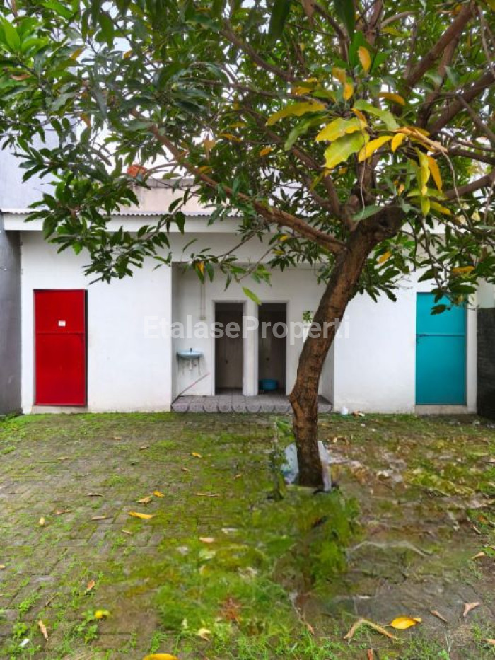 Foto properti Di Jual/sewakan  2 Toko. Habis Di Sewa MIXUE  Jln Raya Batu Mulia  Kota Baru, Driyorejo  Gresik 3