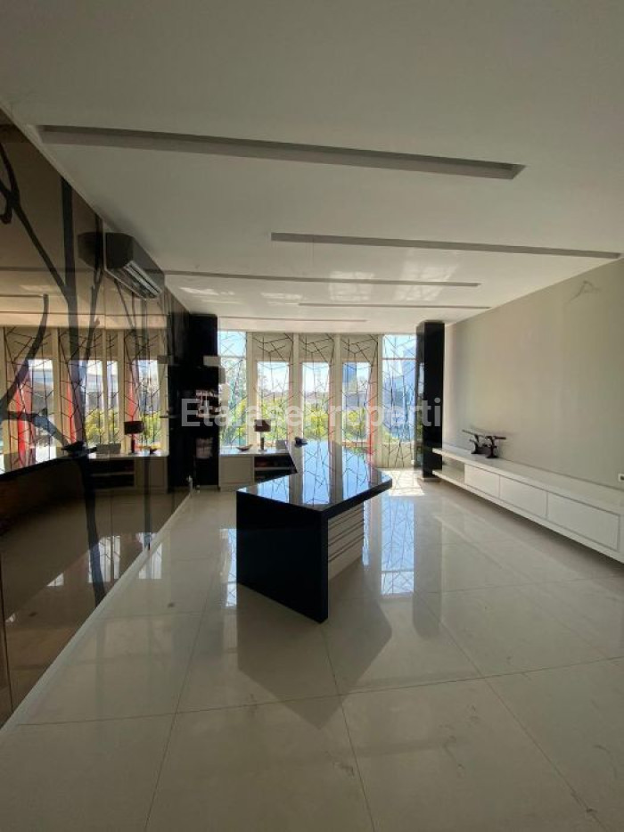 Foto properti ISTIMEWA!  Ruko Nol Jalan Raya Strategis & Ramai !!! 3