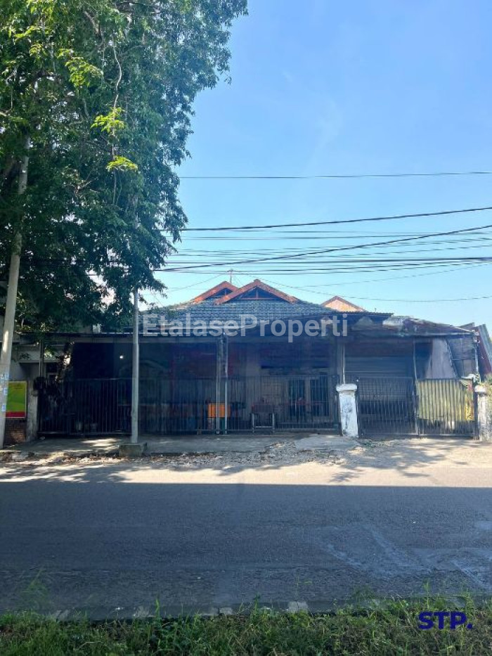 Foto properti Disewakan Rumah Usaha Di Jalan Raya Taman Asri Pondok Tjandra, Sidoarjo 1