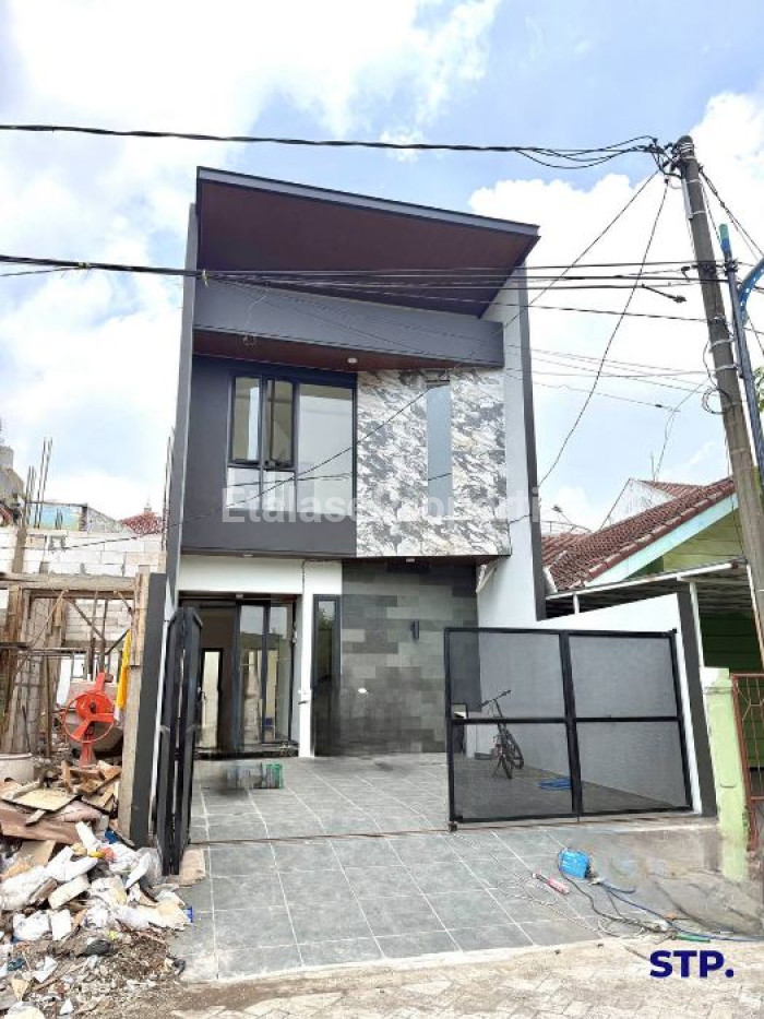 Foto properti Rumah Baru 2 Lantai Di Rungkut Mapan Banyak Bonus 1