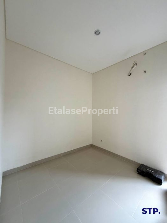 Foto properti Rumah Baru 2 Lantai Di Rungkut Mapan Banyak Bonus 6