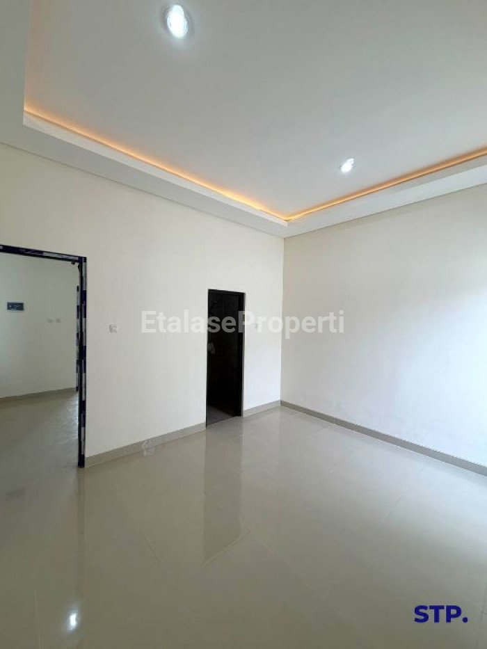 Foto properti Rumah Baru 2 Lantai Di Rungkut Mapan Banyak Bonus 7