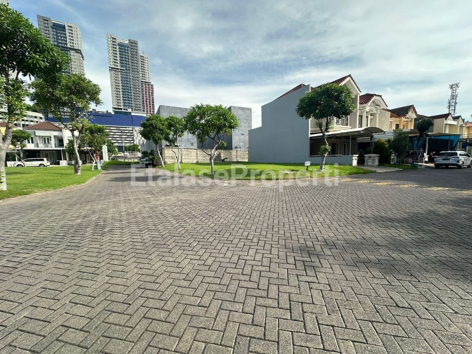 Foto properti Jual Tanah Di Pakuwon City Cluster Sorrento, Surabaya Timur 1