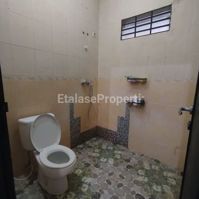 Foto properti 𝘿𝙞𝙨𝙚𝙬𝙖𝙠𝙖𝙣 𝙍𝙪𝙢𝙖𝙝 𝙎𝙞𝙖𝙥 𝙃𝙪𝙣𝙞 𝙇𝙤𝙠𝙖𝙨𝙞 𝙙𝙞 Perumahan, 𝙋𝙖𝙣𝙩𝙖𝙞 𝙈𝙚𝙣𝙩𝙖𝙧𝙞, 𝙎𝙪𝙧𝙖𝙗𝙖𝙮𝙖 𝙏𝙞𝙢𝙪𝙧 6