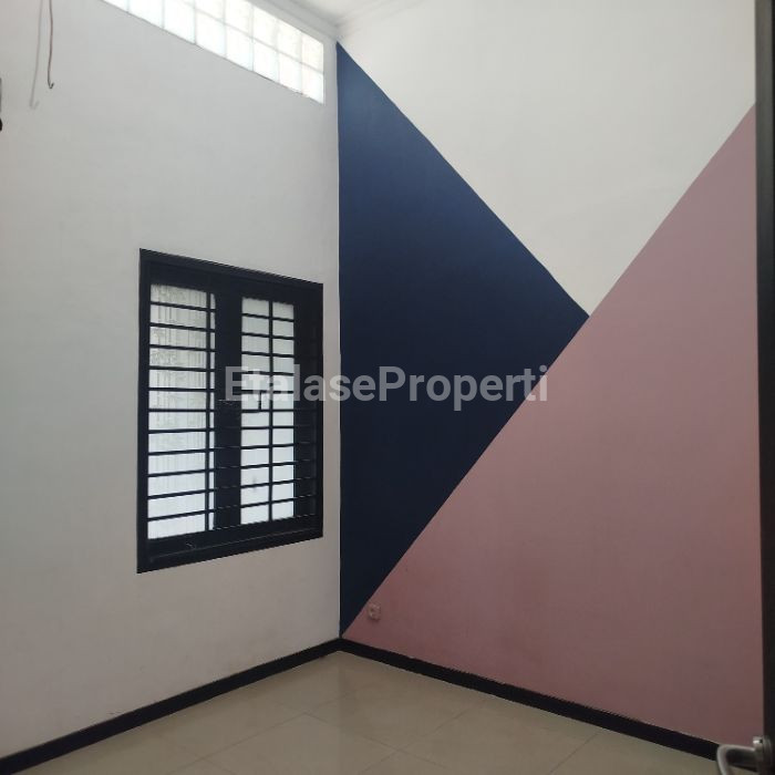 Foto properti 𝘿𝙞𝙨𝙚𝙬𝙖𝙠𝙖𝙣 𝙍𝙪𝙢𝙖𝙝 𝙎𝙞𝙖𝙥 𝙃𝙪𝙣𝙞 𝙇𝙤𝙠𝙖𝙨𝙞 𝙙𝙞 Perumahan, 𝙋𝙖𝙣𝙩𝙖𝙞 𝙈𝙚𝙣𝙩𝙖𝙧𝙞, 𝙎𝙪𝙧𝙖𝙗𝙖𝙮𝙖 𝙏𝙞𝙢𝙪𝙧 7
