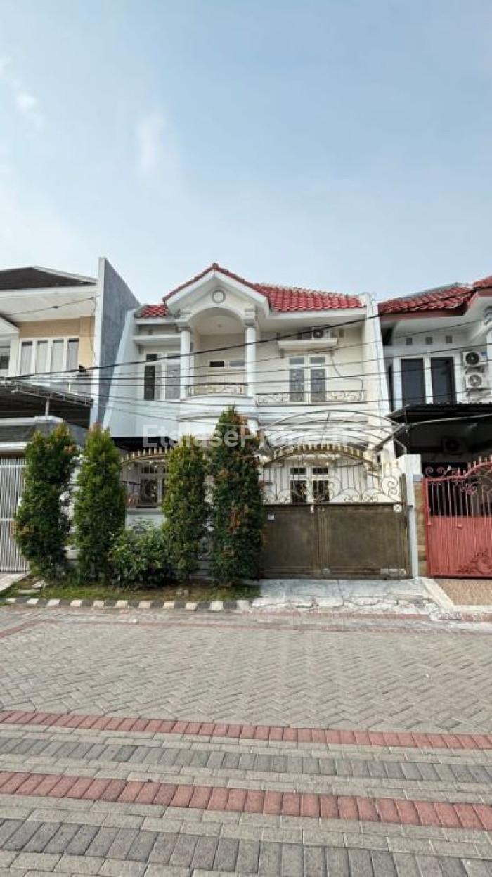 Foto properti Disewakan Rumah Bagus Di Dharmahusada Mas 1