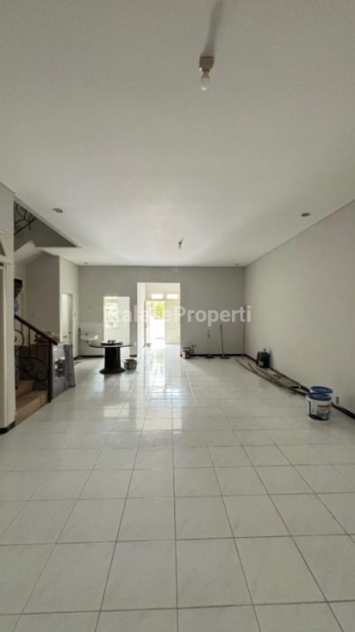 Foto properti Disewakan Rumah Bagus Di Dharmahusada Mas 3