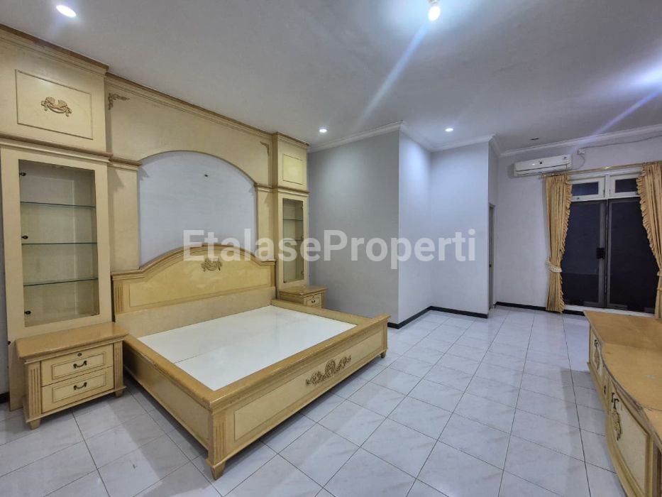 Foto properti Disewakan Rumah Bagus Di Dharmahusada Mas 8
