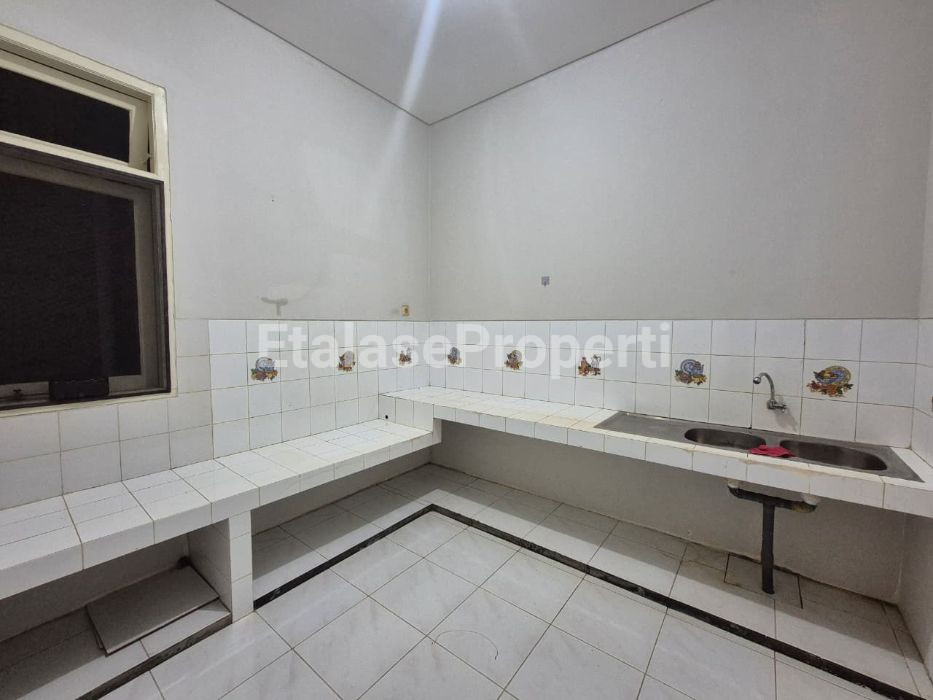 Foto properti Disewakan Rumah Bagus Di Dharmahusada Mas 10