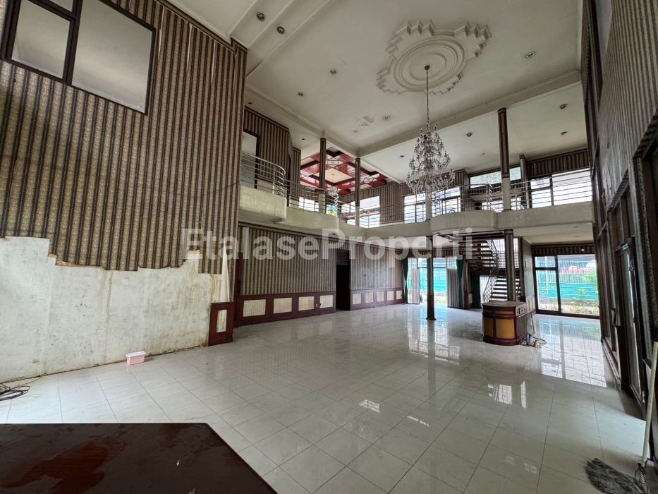 Foto properti Disewakan Rumah Usaha Di Jl Raya Kupang Indah Area Komersial 3