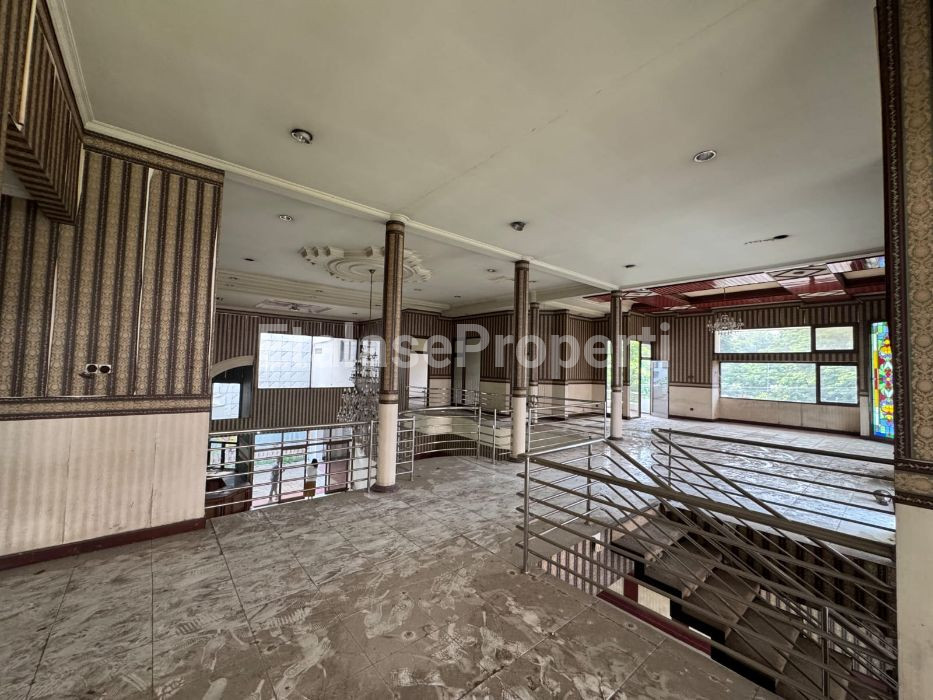 Foto properti Disewakan Rumah Usaha Di Jl Raya Kupang Indah Area Komersial 4