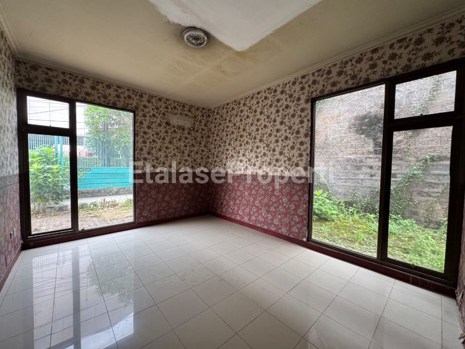 Foto properti Disewakan Rumah Usaha Di Jl Raya Kupang Indah Area Komersial 6