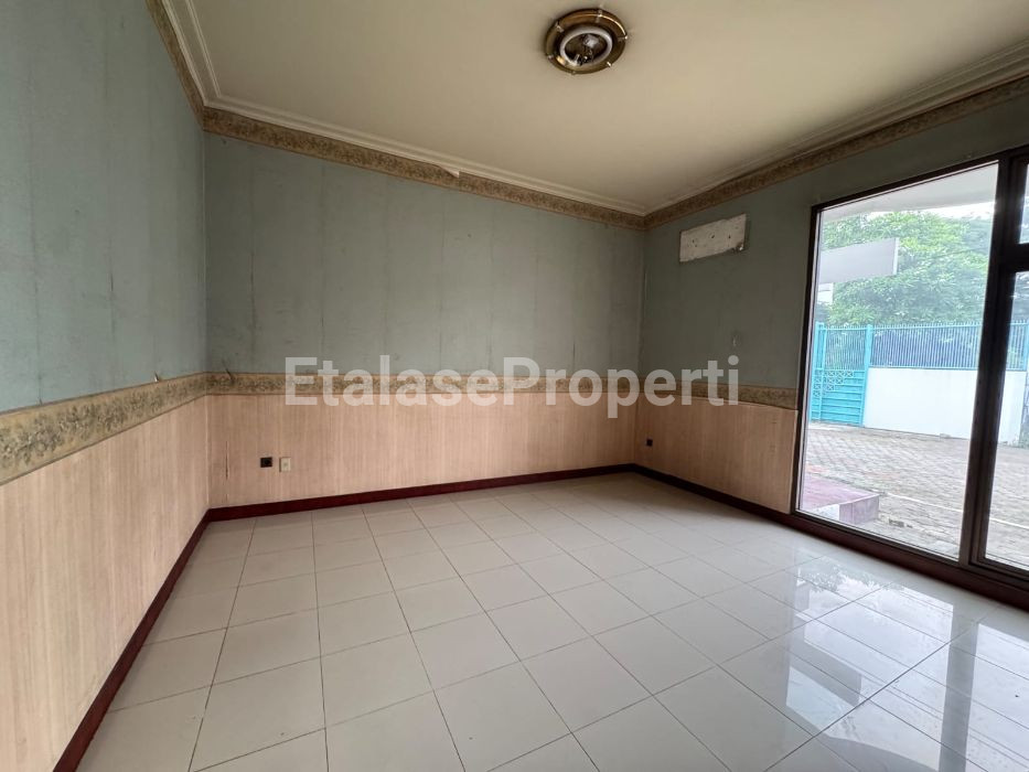 Foto properti Disewakan Rumah Usaha Di Jl Raya Kupang Indah Area Komersial 7
