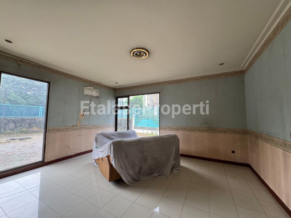 Foto properti Disewakan Rumah Usaha Di Jl Raya Kupang Indah Area Komersial 8
