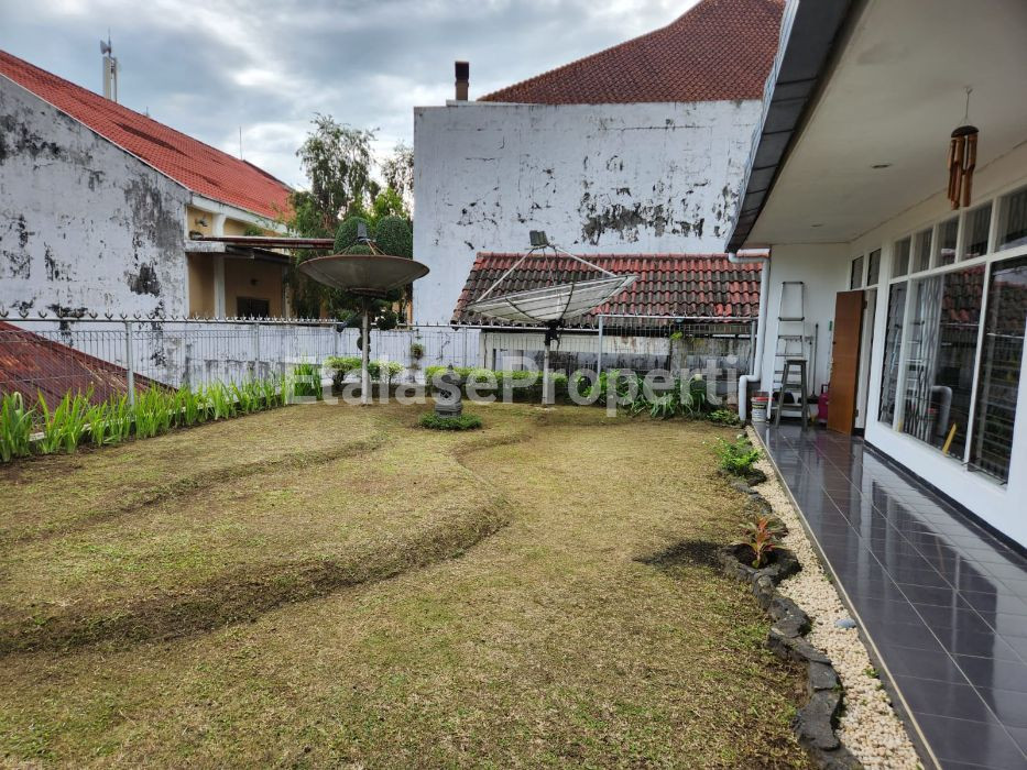 Foto properti DIJUAL:VILLA TRERES Jl.Raya,sebelah Htl View 6