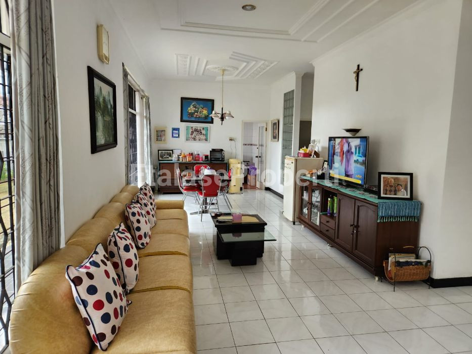 Foto properti DIJUAL:VILLA TRERES Jl.Raya,sebelah Htl View 2