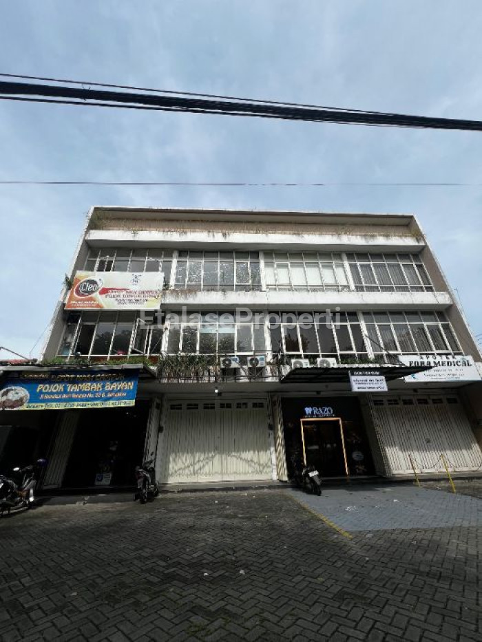 Foto properti *Disewakan Ruko Rungkut Asri Tengah* 1