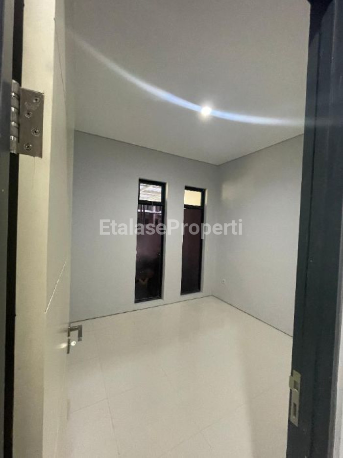 Foto properti Disewakan Rumah Siap Huni Di Opal Pondok Chandra 2
