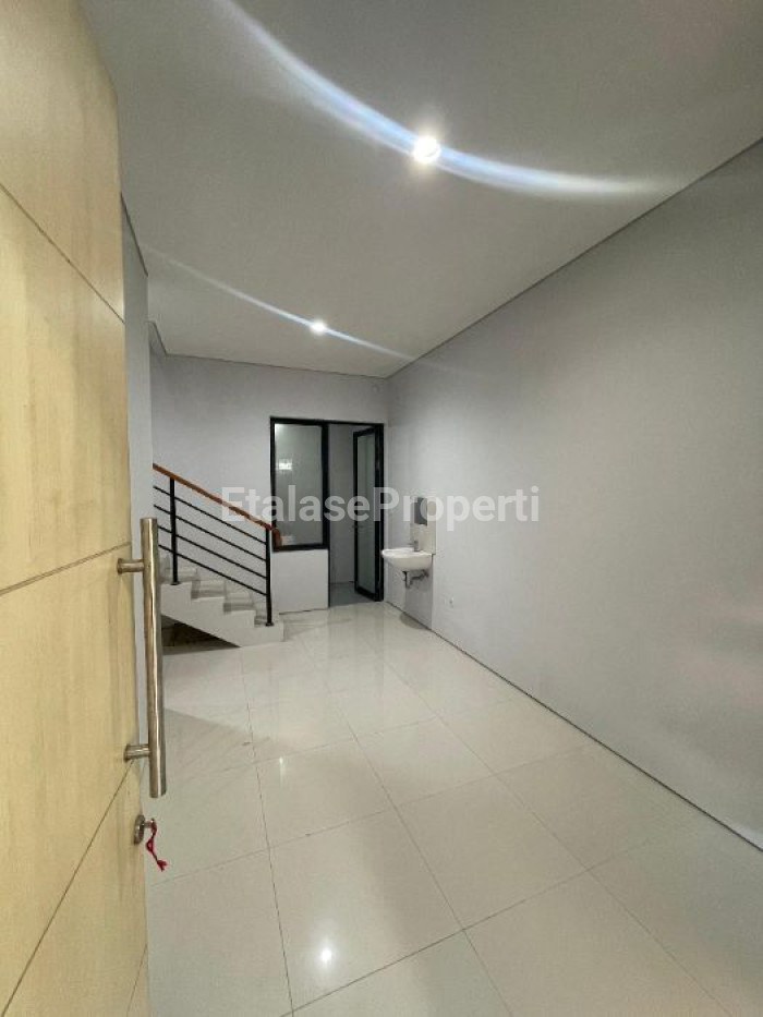 Foto properti Disewakan Rumah Siap Huni Di Opal Pondok Chandra 3