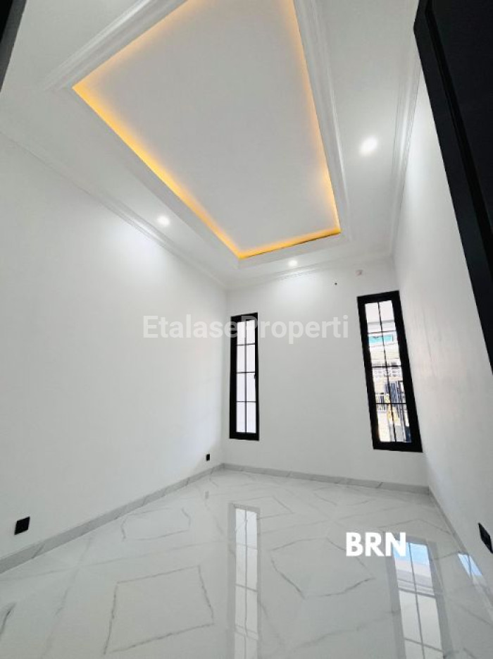 Foto properti Dijual Rumah Di Babatan Pantai Dekat Grand Kenjeran 7