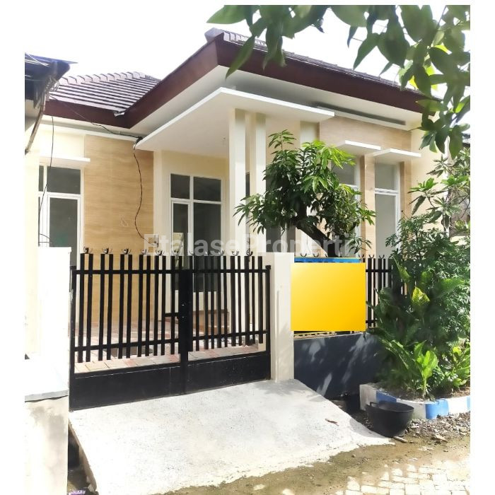 Foto properti *DIJUAL RUMAH BARU Wisma Tropodo, Sidoarjo* 3