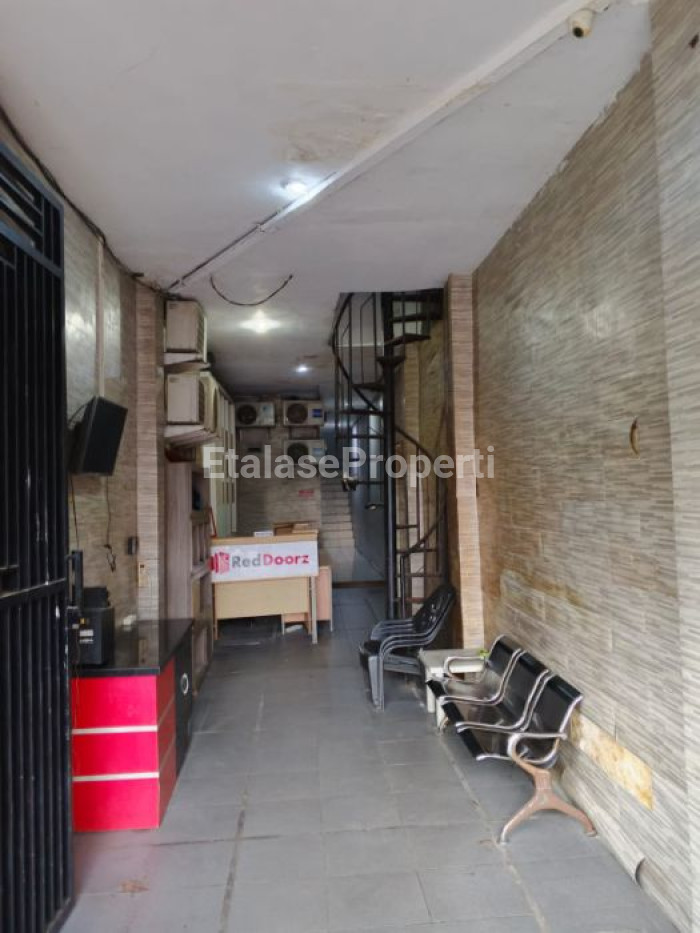 Foto properti Dijual Cepat Guest House Di Sidosermo Airdas 2