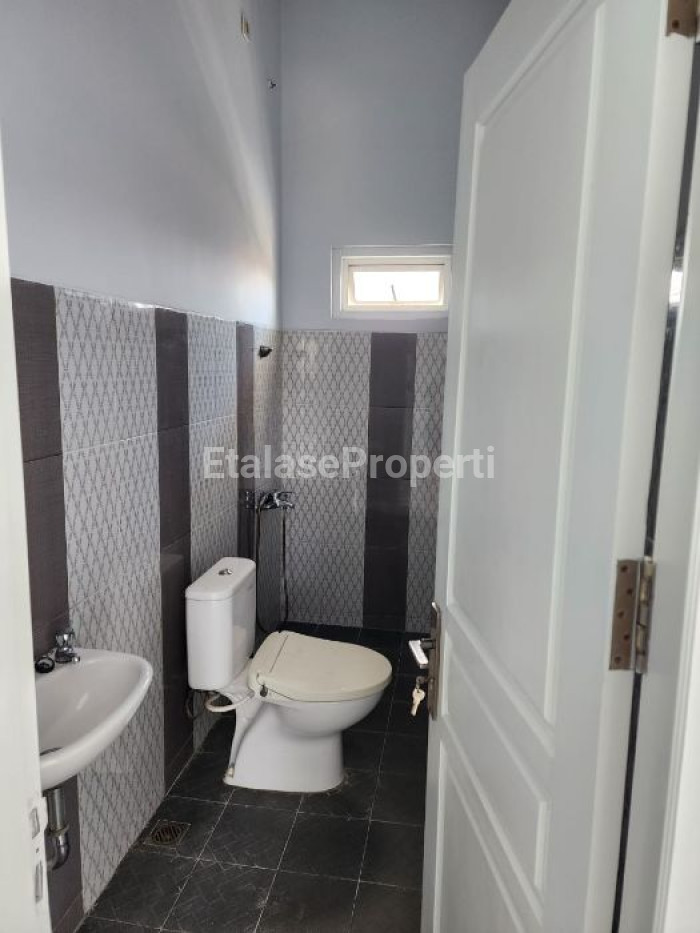 Foto properti Rumah Dijual Ploso Timur VII 8