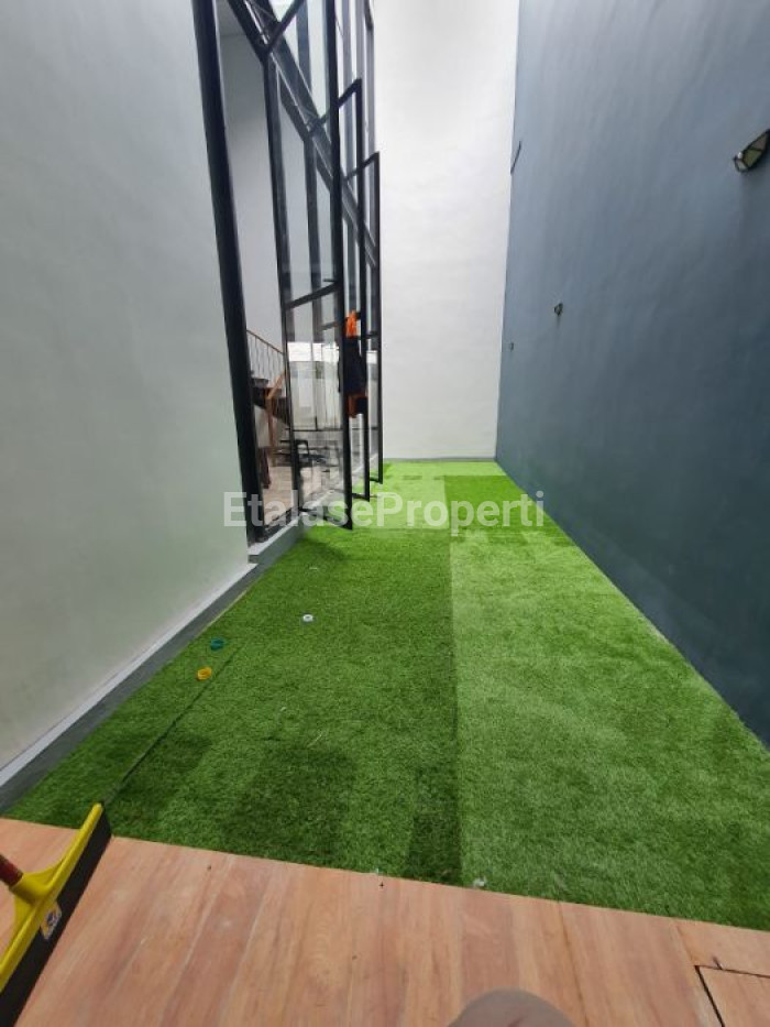 Foto properti RUMAH SUTOREJO SELATAN 6