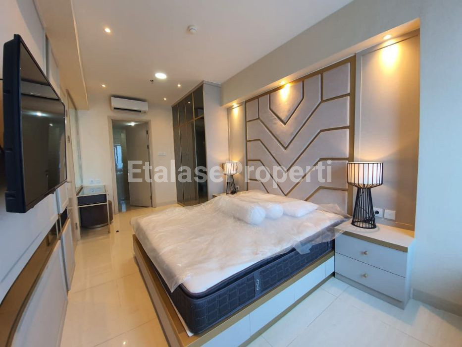 Foto properti Di Sewakan  Apartemen LARIZ MANSION Pakuwon Indah  Surabaya Barat 1
