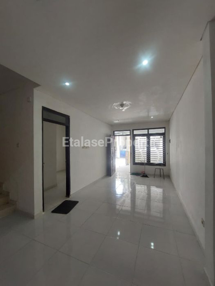 Foto properti DIJUAL/ DISEWAKAN RUMAH NYAMAN DI SURABAYA – LOKASI STRATEGIS & SIAP HUNI! Babatan Pratama, Wiyung Surabaya 4