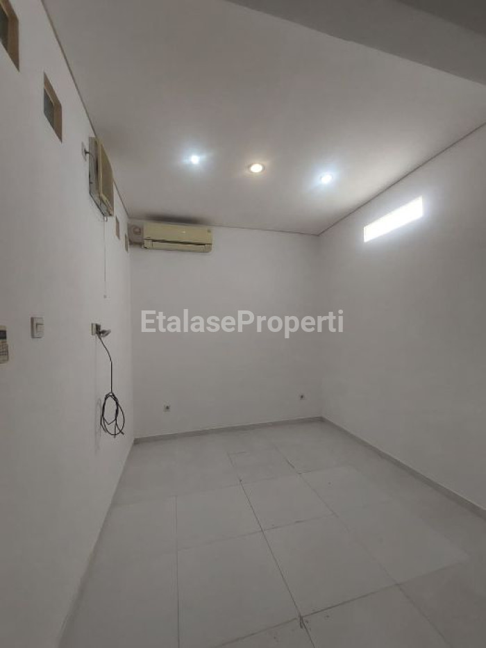 Foto properti DIJUAL/ DISEWAKAN RUMAH NYAMAN DI SURABAYA – LOKASI STRATEGIS & SIAP HUNI! Babatan Pratama, Wiyung Surabaya 7