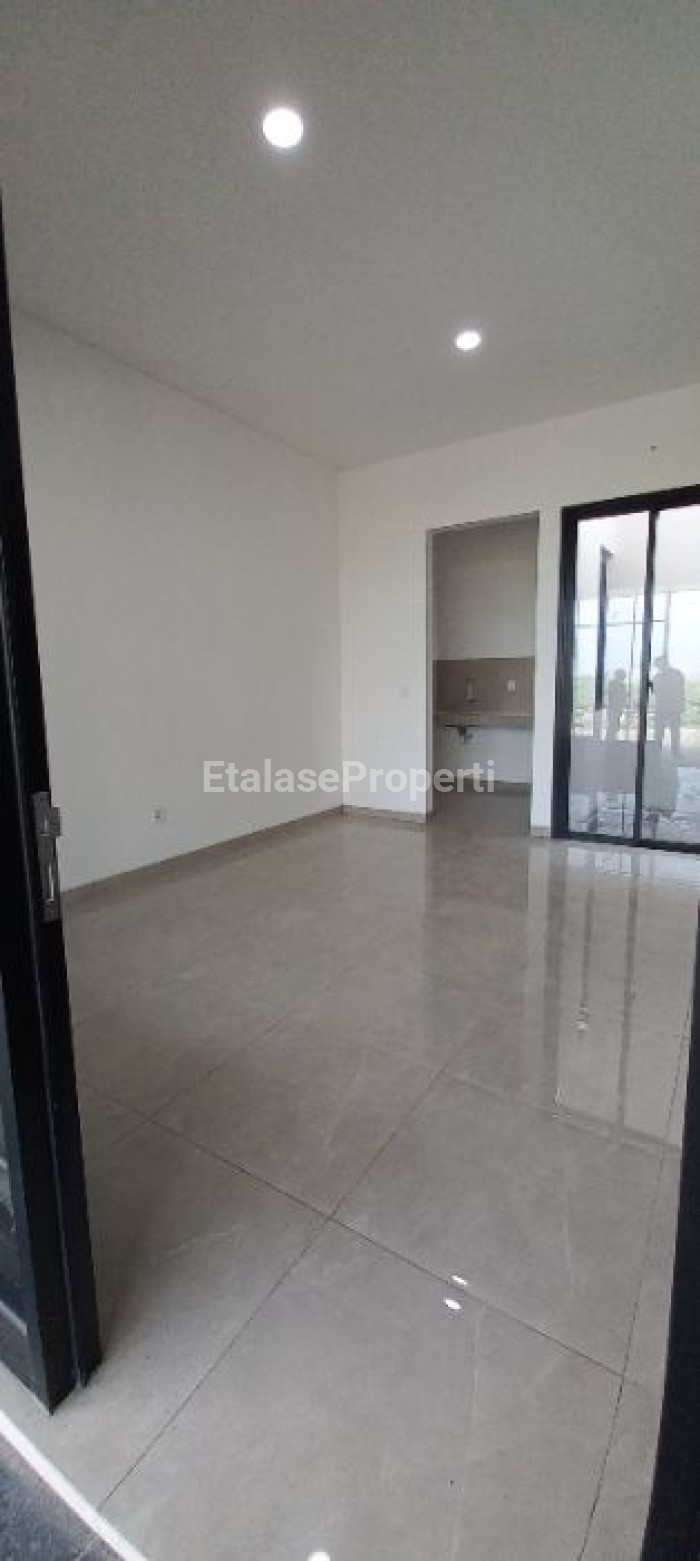 Foto properti Dijual Cepat Rumah Baru Di Mansion Nine 4
