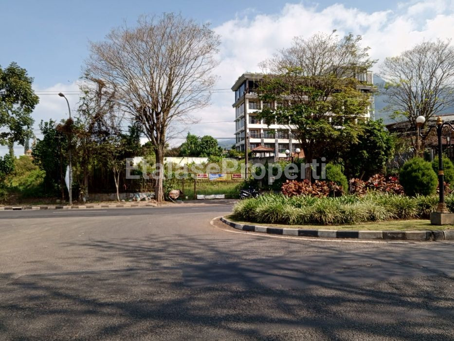 Foto properti Tanah Kavling Lokasi Strategis Cocok Untuk Hotel Atau Resto Di Batu Malang 2