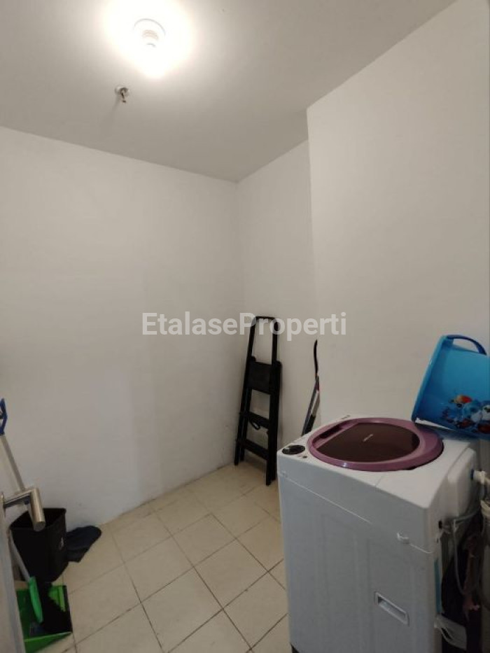 Foto properti Apartemen The Peak 3 Jadi 2 Bedroom Furnished Private Lift Lantai 50 8