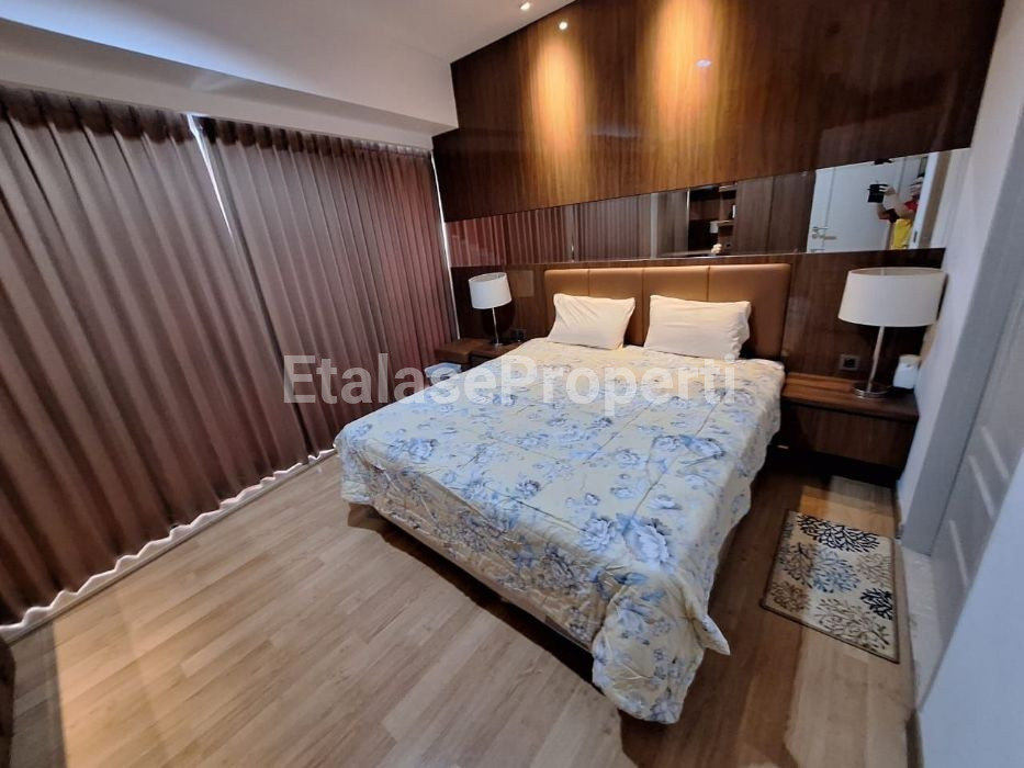 Foto properti Apartemen The Peak 3 Bedroom Furnished Private Lift Lantai 33 5