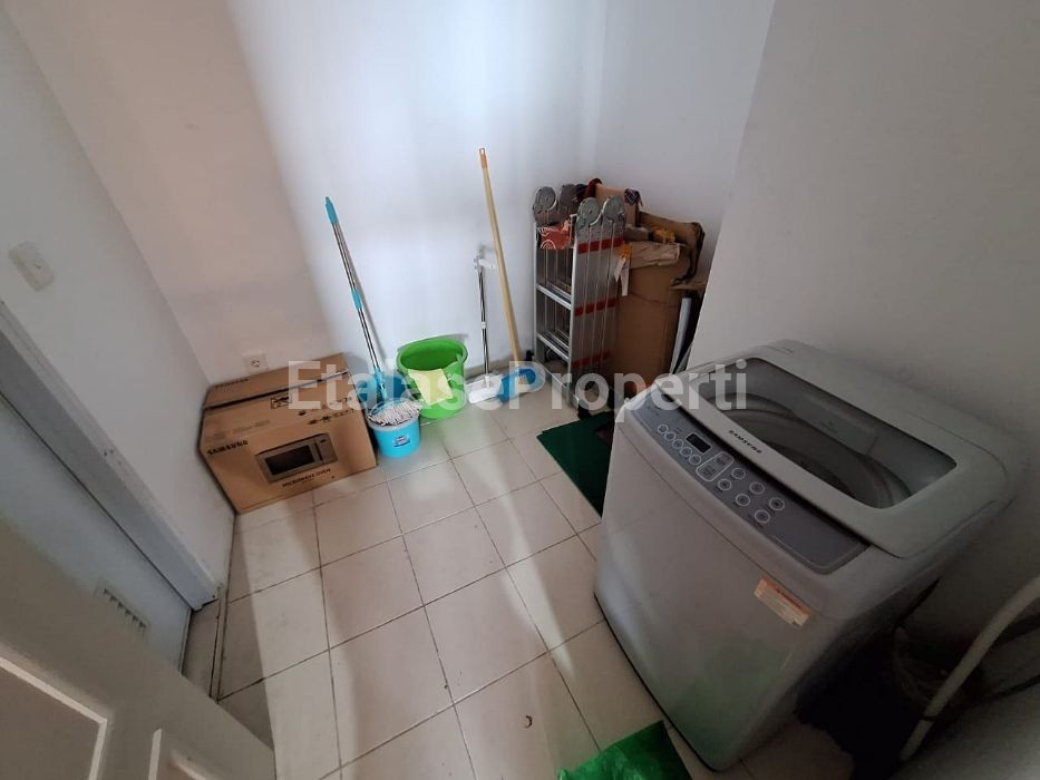 Foto properti Apartemen The Peak 3 Bedroom Furnished Private Lift Lantai 33 8