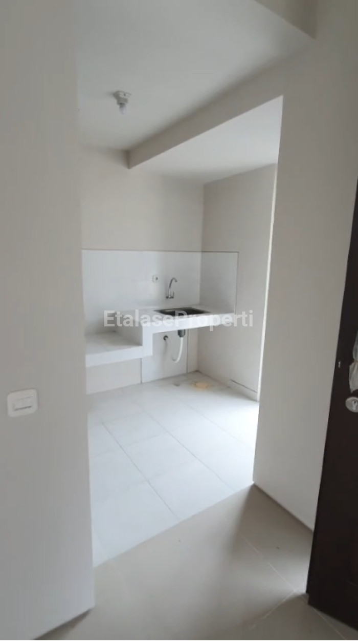Foto properti Dijual Rumah 2 Lantai Di Perumahan Grand Sunrise, Menganti 8