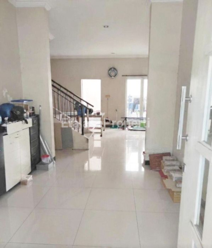 Foto properti Dijual Rumah Di Pantai Mentari Kenjeran Jalan Utama 2