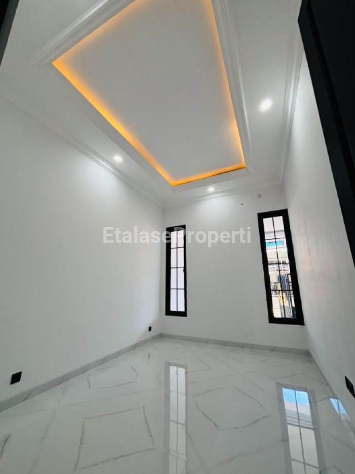 Foto properti Dijual Rumah Babatan Pantai Dekat Grand Kenjeran Mewah 10