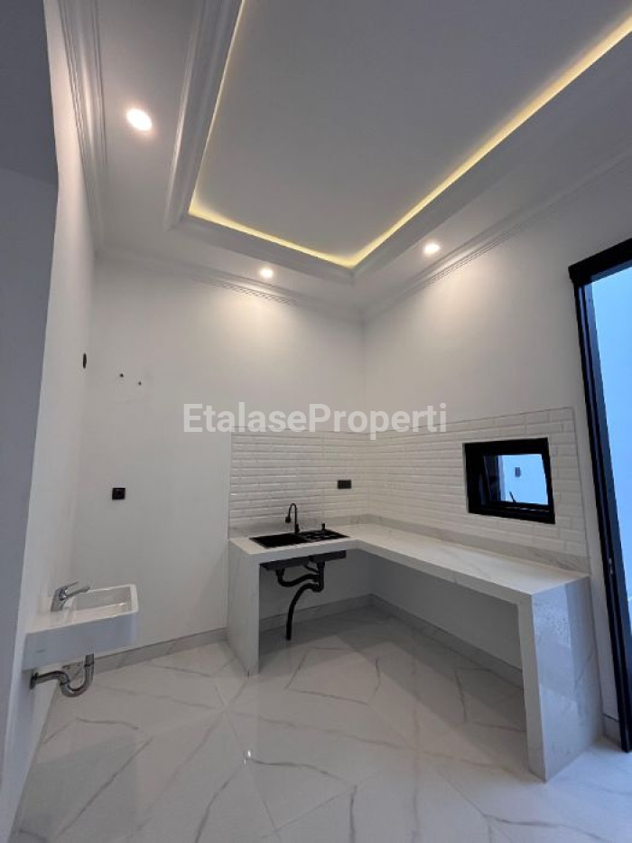 Foto properti Dijual Rumah Di Kertajaya Indah Jalan Utama Komplek Dekat Galaxy Mall 6